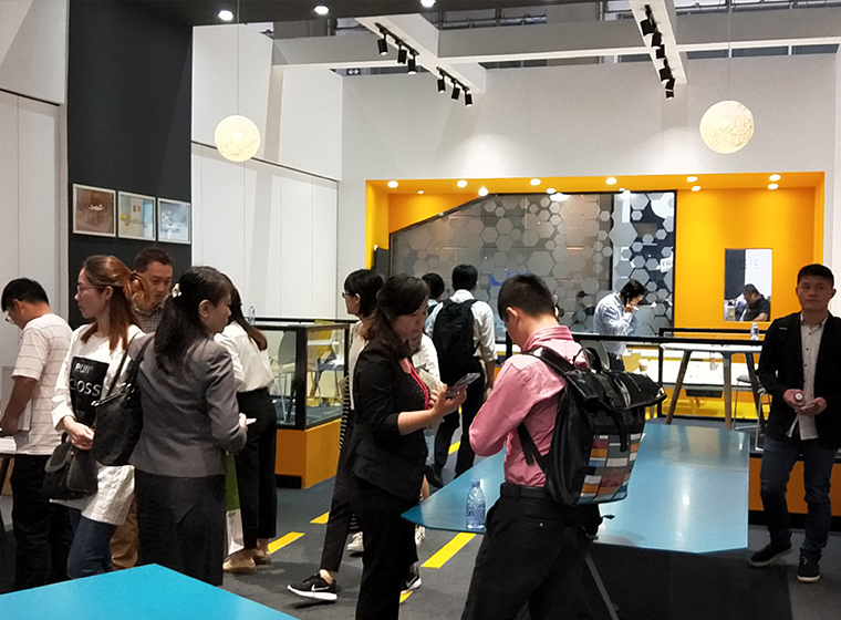 首次参展推出5大系列产品，由国外设计师团队研发设计打造，客户反响非常好